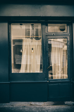 Boutique parisienne, Montmartre, Paris