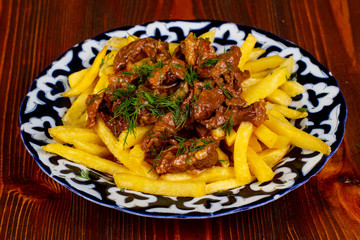 Fried potato with beef