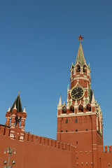 Fototapeta na wymiar Spasskaya tower of Moscow Kremlin in the morning, Russia