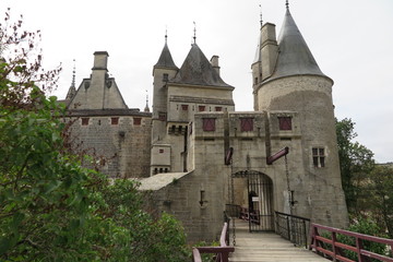 Das Schloss von La Rochepot, Burgund