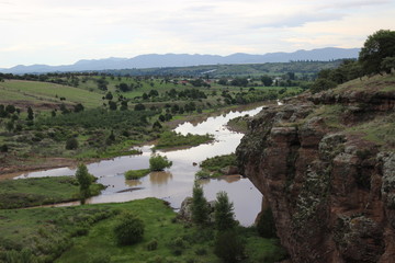 Fototapeta na wymiar Paisaje del río papigochi