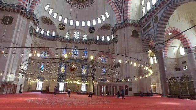 Suleymaniye Mosque inside
