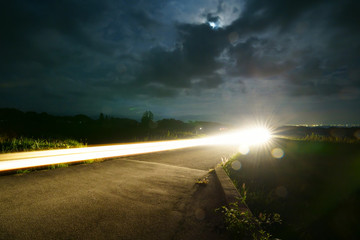 夜間走行 © 1124