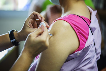 Vaccination against influenza to people in hospital