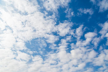 Obraz premium Light blue sky clouds