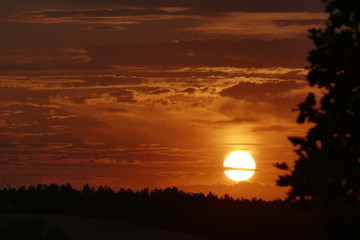 Sonnenuntergang über Autobahn A3 - Nähe Selters