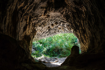 karst cave