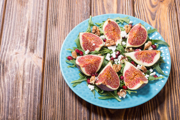 Figs autumn salad
