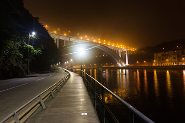 Fototapeta na wymiar porto portugal evening bridge view