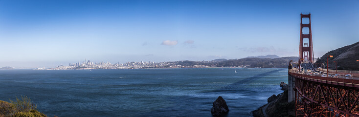 Skyline von San Francisco mit Golden Gate Bridge
