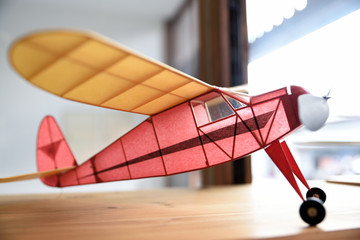 Propeller paper airplane