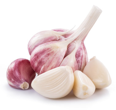 Garlic bulb and garlic cloves.