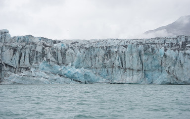 Eisberge zum Greifen nah: mit dem Zodiac in der Gletscherlagune Jökulsárlón - Vatnajökull-Nationalpark, Island