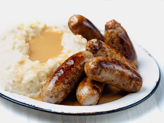 english pub grub bangers and mash