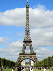 Fototapeta na wymiar Eiffel natural