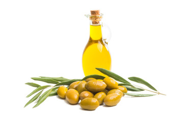 large olives isolated