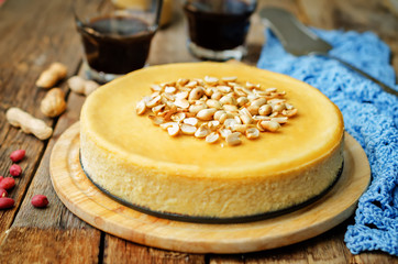 Peanut butter cheesecake with peanuts