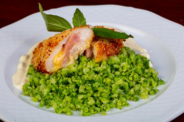 Cordon bleu cutlet
