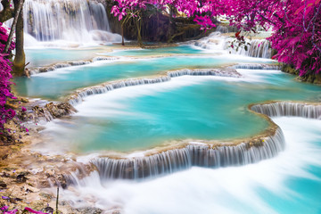 Turquoise water of Kuang Si waterfall © preto_perola