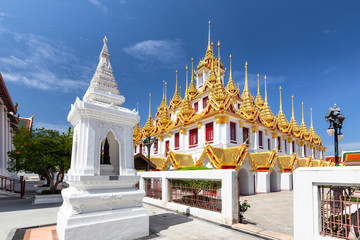 Fototapeta premium Loha Prasat Matal Palace in Wat Ratchanaddaram Worawihan is one of the best known landmarks in Bangkok,Thailand