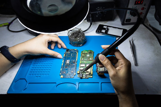 Cell Phone Repair,smartphone Parts And Tools For Recovery,repair Specialists,technology Device Maintenance Enginee