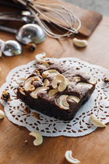 Obraz na płótnie Canvas chocolate cake brownie with cashew
