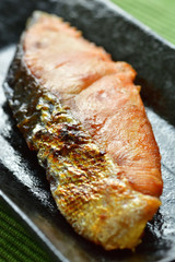 鮭の焼き魚