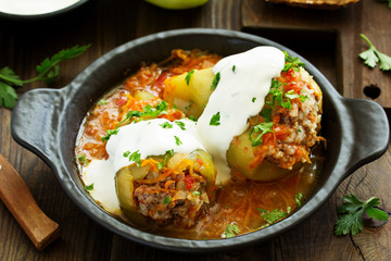 Stuffed pepper with rice and meat.