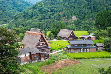 Fototapeta na wymiar traditional Japanese village at shirakawago, Japan
