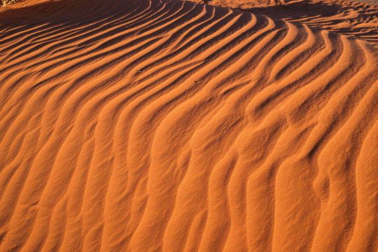  Wind Effects On Natural Red Sand 