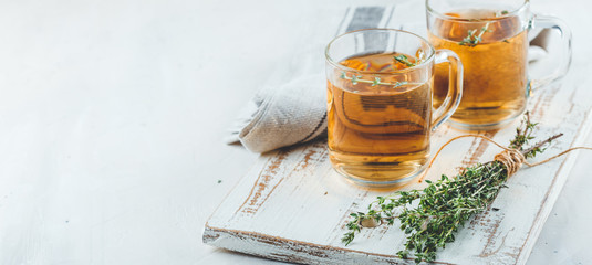 Thyme herbal tea © Irina Burakova