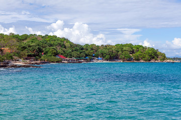 Sea wave foam and white sand beach on Mu Koh Samet (samet island), Khao Laem Ya National Park, Rayong, Thailand.