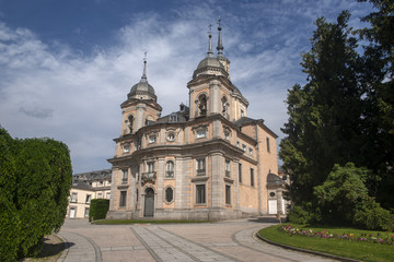 Fototapeta na wymiar Real Colegiata de la Santísima Trinidad del Real Sitio de San Ildefonso, España