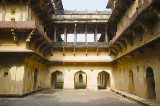Interior view of Datia Palace. Also known as Bir Singh Palace or Bir Singh Dev Palace. Datia. Madhya Pradesh