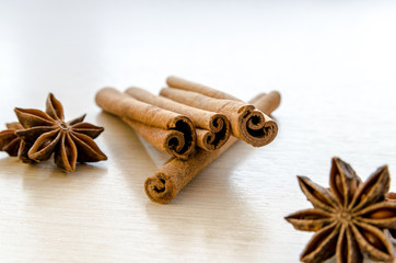 Obraz na płótnie Canvas Close-up of anise star and cinnamon stick