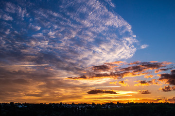 Couché de soleil sur la ville