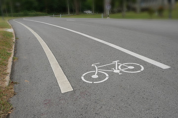 Obraz premium Bicycle signs on the street