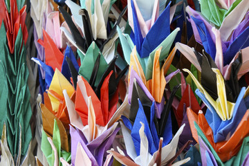 Close up de origami en templo japonés 