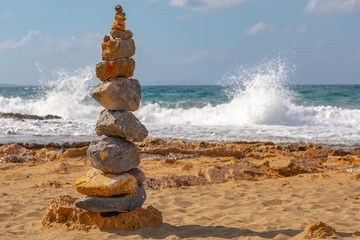 Fototapeta na wymiar beach rock pile