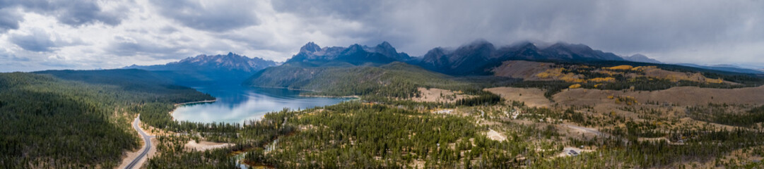 Naklejka premium Redfish Lake Sawtooth Mountains Idaho