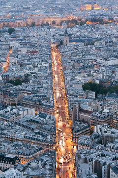 construction of building in Paris