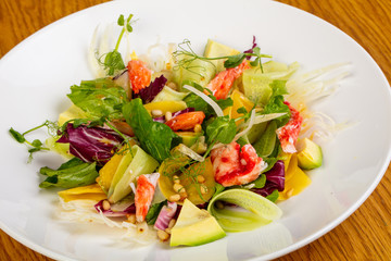 Salad with natural crab