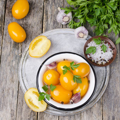 Marinated yellow tomatoes