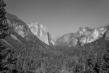 Yosemite Valley from Tunnel view