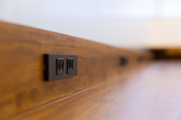 電源（Electrical outlet）