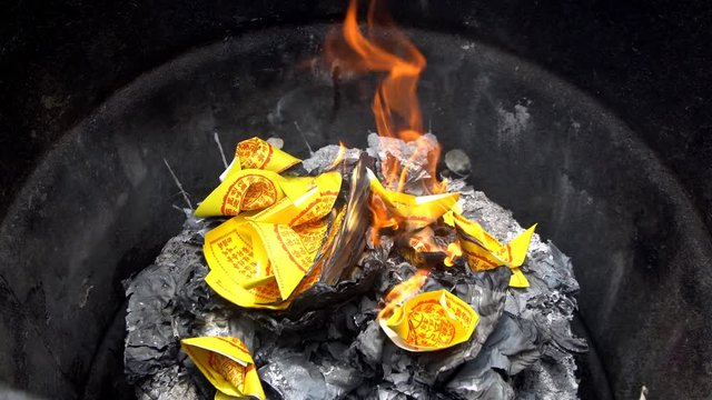 Burning joss paper for worship