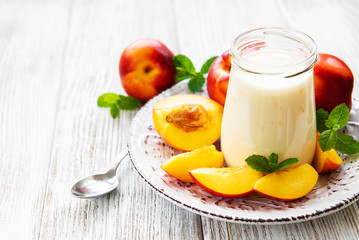 Yogurt with fresh nectarines