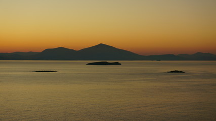 Fototapeta na wymiar Morning sunrise at sea #3