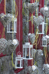 Lampade e cuori in addobbi per cerimonie
