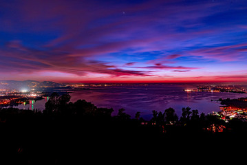 Bodensee zur blauen Stunde